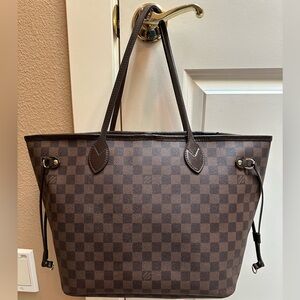 Authentic Louis Vuitton Damier Ebene Neverfull MM Tote with COA
